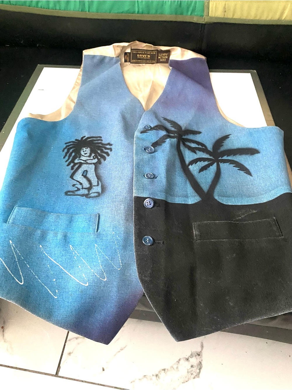 Levi's Blue Ombre Rastaman/-Palm Tree Button Vest Sz M